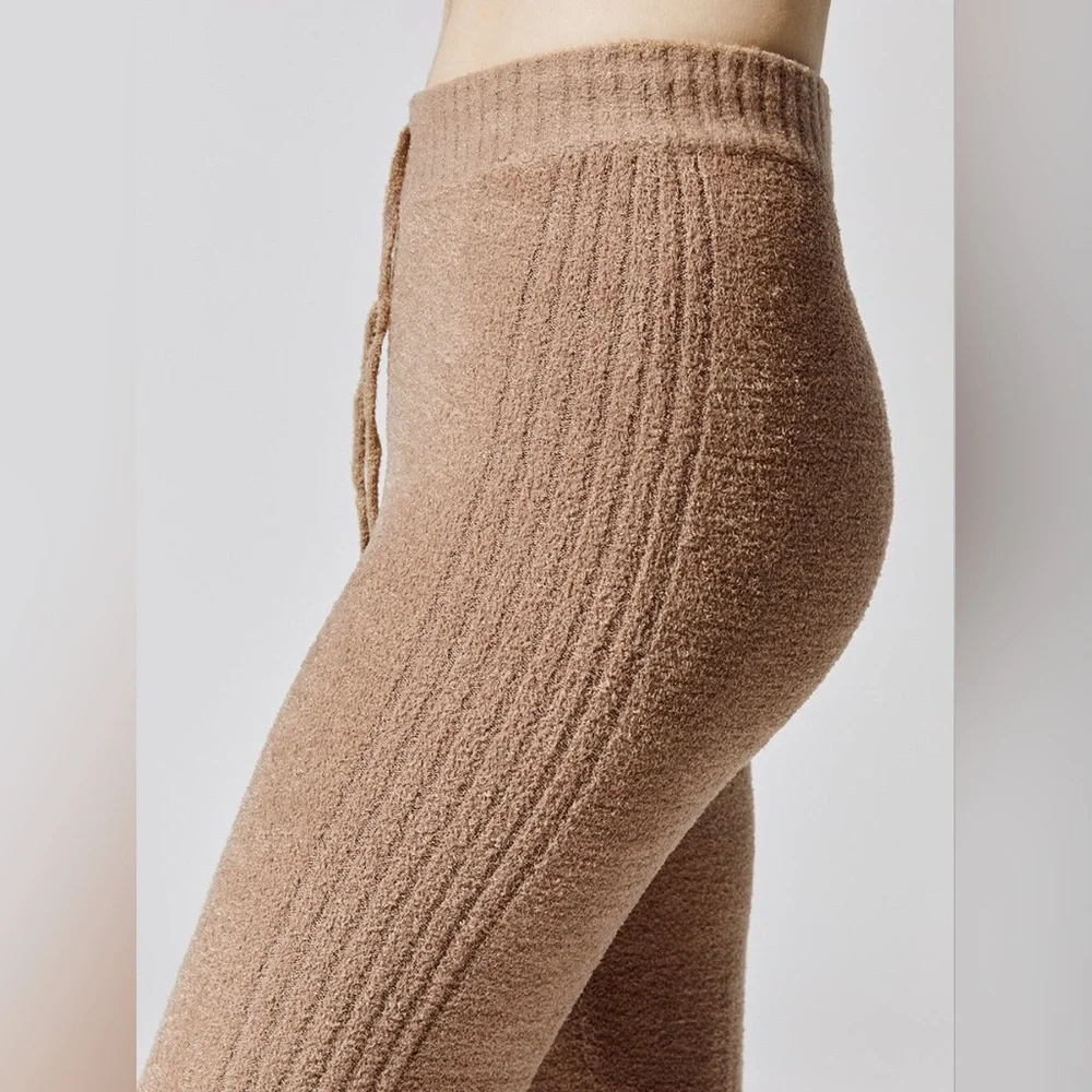 SPIRITUAL GANGSTER Serenity Jogger in Camel Size medium